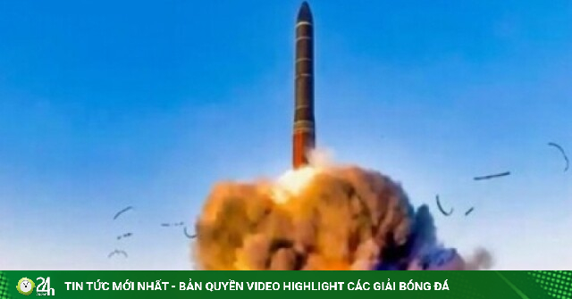 Đòn hiểm của tên lửa Nga: Bẻ hướng vào giây cuối, xuyên thủng lá chắn Ukraine