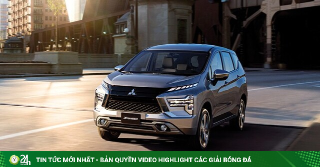 Toyota Veloz Cross tiếp tục hụt hơi trước Mitsubishi Xpander