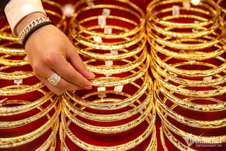 Giá vàng SJC "bốc hơi" hàng triệu đồng chỉ sau 2 ngày: Cảnh báo về diễn biến bất thường