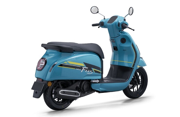 Honda F125 trình làng, xe tay ga cổ điển giá gần 39 triệu đồng - 2