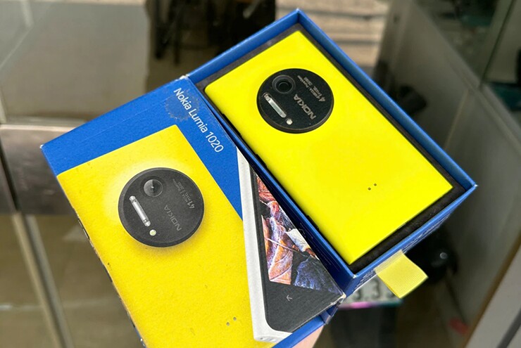Lumia 1020 là một trong những mẫu điện thoại đáng nhớ nhất của thương hiệu Nokia Lumia.