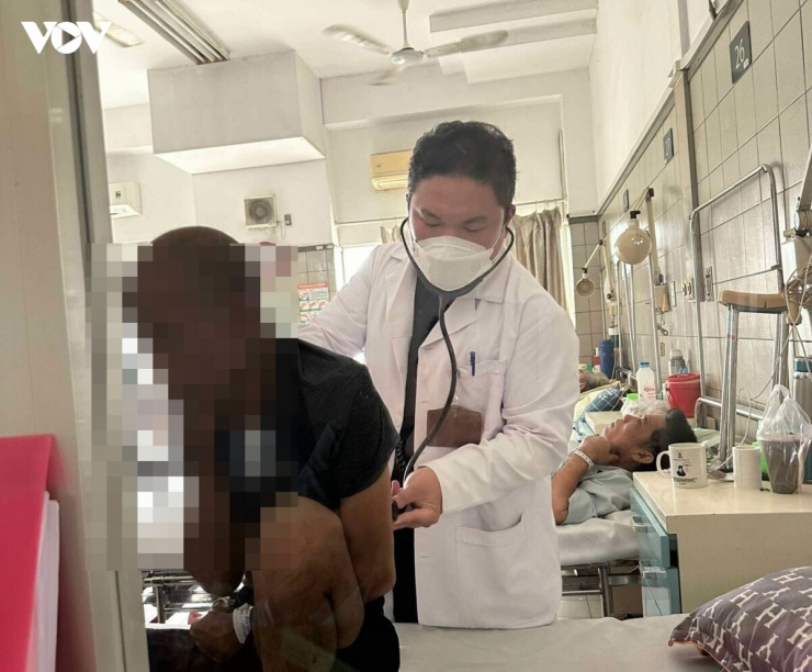BS Dương Minh Tuấn (Khoa Nội tiết - Đái tháo đường, Bệnh viện Bạch Mai)
