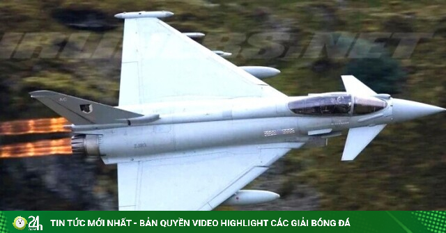 Hoang báo đánh bom, tiêm kích Anh liền áp sát máy bay chở khách Qatar