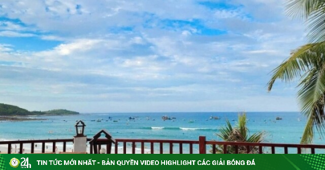 Đổi lịch trình 'phút 90', gia đình Hà Nội tìm thấy bãi biển vắng, đẹp như tranh