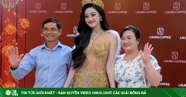 Bố mẹ đẻ Hoa hậu Yến Nhi gây chú ý trên thảm đỏ chung kết Miss Grand Vietnam 2026