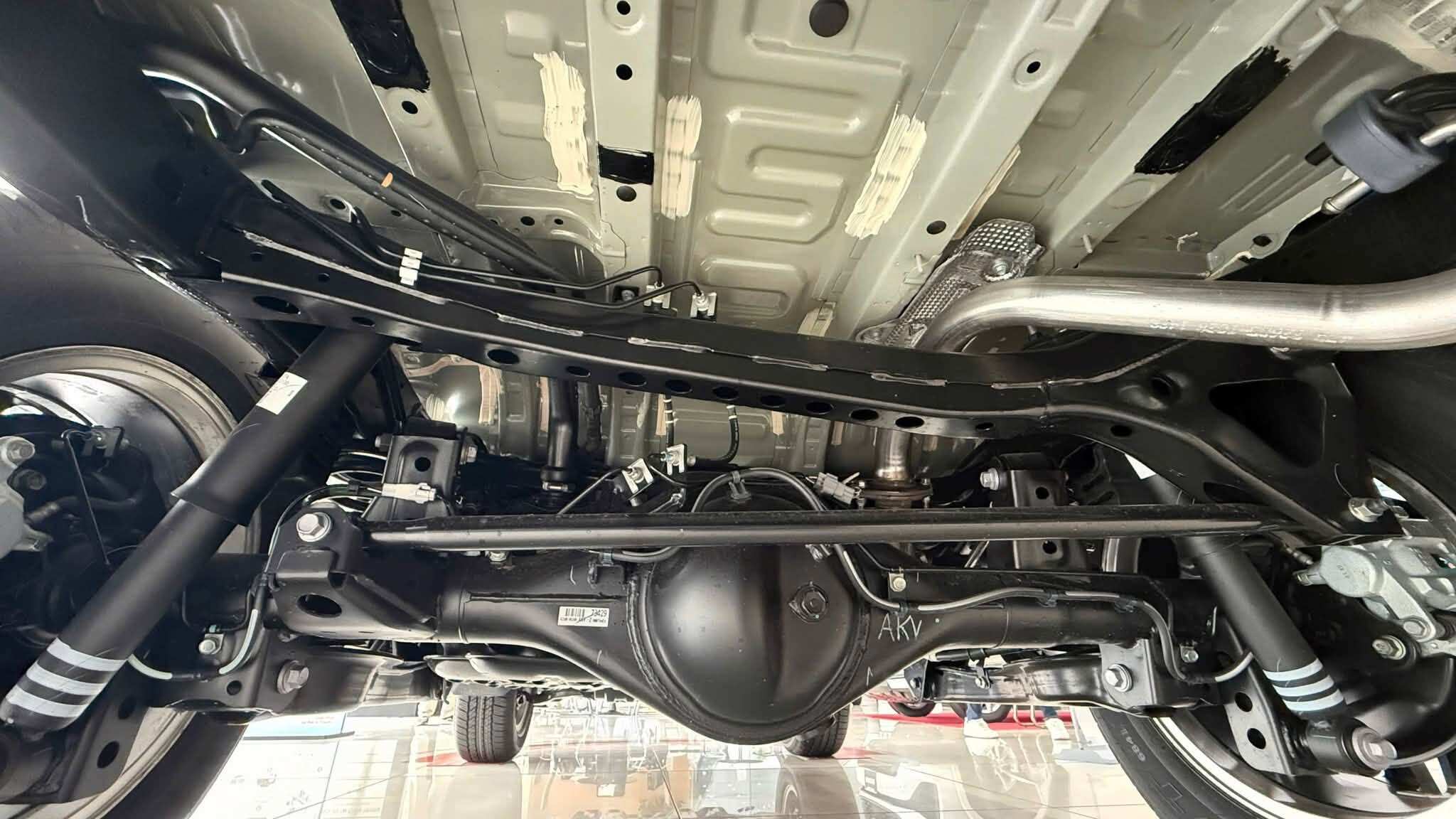 Toyota Land Cruiser FJ khối động cơ xăng 2.7L hút khí tự nhiên, cho công suất 163 mã lực.
