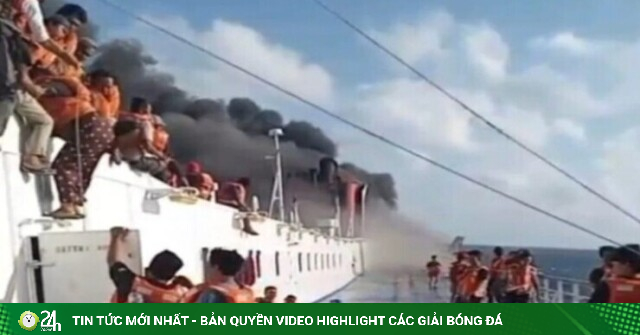Video cận cảnh cháy phà ở Indonesia, ít nhất 5 người thiệt mạng