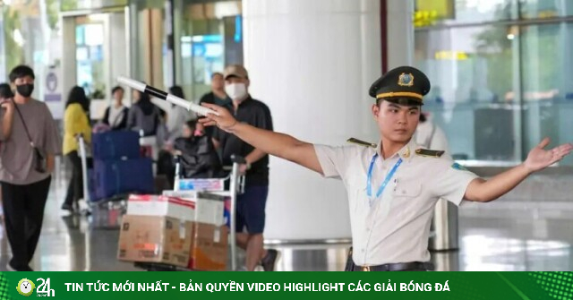 Từ hôm nay, hành khách phải đi đâu để bắt xe công nghệ khi sân bay thay đổi điểm đón?