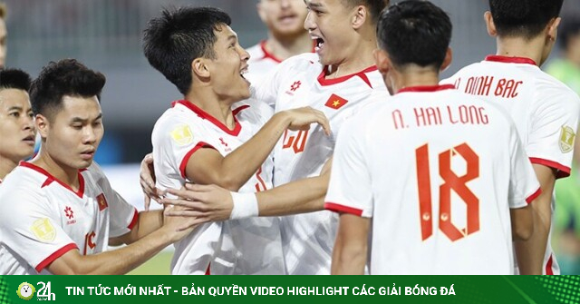 ĐT Việt Nam "thêu hoa dệt gấm" trước Indonesia, Văn Vĩ lập siêu phẩm góc hẹp