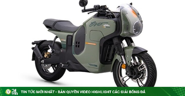 Mô tô điện Honda phong cách cafe racer, tích hợp camera lùi, chạy tới 170 km mỗi lần sạc
