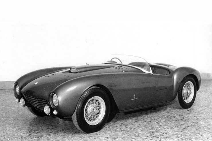 Ferrari 375MM Spyder hiện nay không còn giữ nguyên toàn bộ cấu hình xuất xưởng. Ảnh supercarnostalgia.