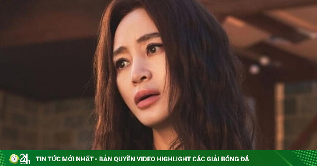 'Chuyện ngoại tình' của Kim Hye Soo gây sốt