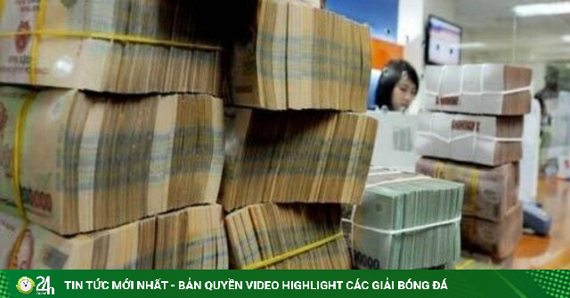 15 năm mua chung vé số, nhóm 10 người bạn trúng giải độc đắc hơn 141 tỷ đồng