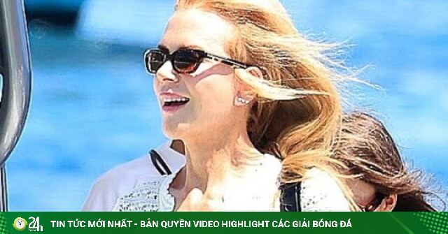 Nicole Kidman rạng rỡ giữa tin đồn hẹn hò
