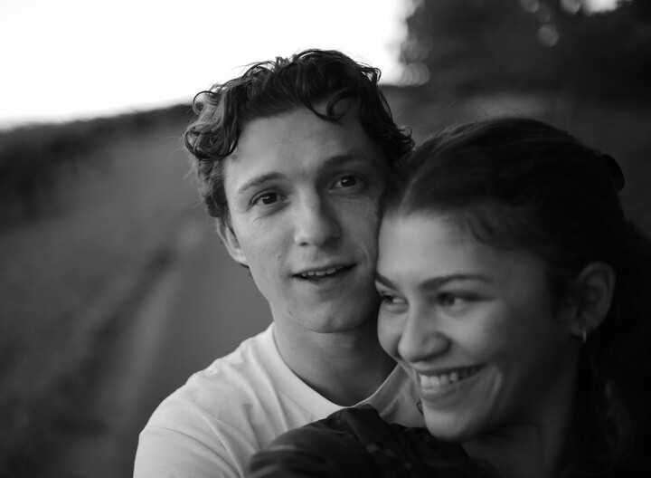 Mỹ nhân đóng 2 phim đang gây sốt toàn cầu là bà xã của 'Người Nhện' - 12