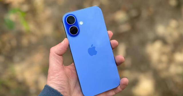 iPhone 16