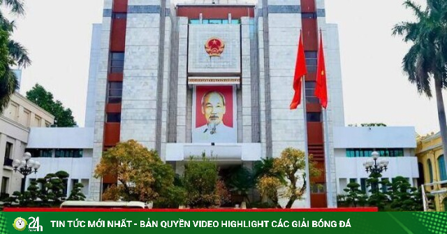 Hà Nội xem xét miễn nhiệm chức vụ Ủy viên UBND TP với 11 lãnh đạo sở, ngành