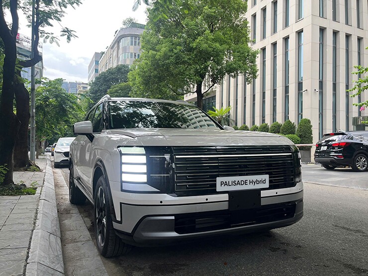 Ảnh thực tế Hyundai Palisade 2026 bản "giá mềm" tại đại lý Việt Nam - 8