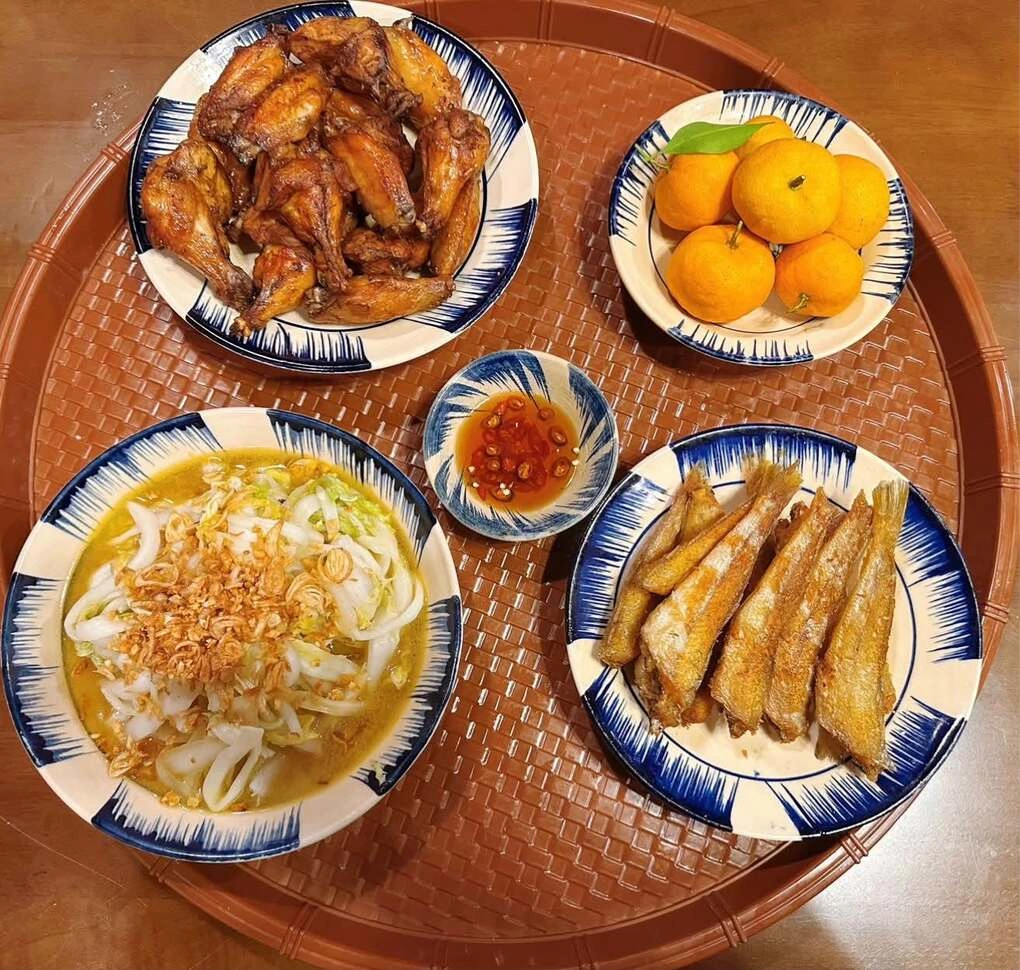 Đi làm về muộn, mẹ đảm Quảng Ninh nấu mâm cơm đủ món mỗi ngày - 12