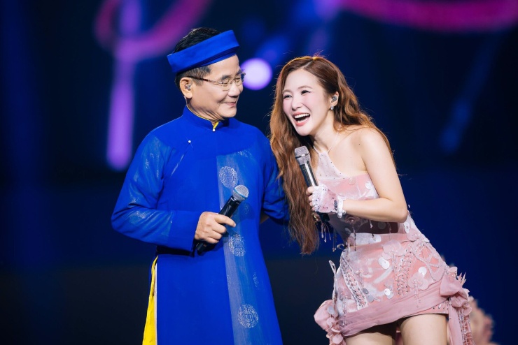 NSND Tiến Dũng và Hương Tràm kết hợp trong ca khúc Gái Nghệ.