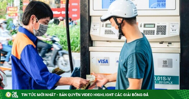 Giá xăng dầu hôm nay 12/8: Thế giới tiếp đà tăng, trong nước sắp có giá mới