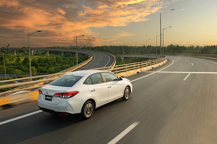 Giá xe Toyota Vios tháng 8/2026, ưu đãi 100% lệ phí trước bạ - 16