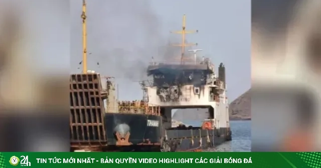 Tàu hàng bốc cháy sau khi trúng tên lửa Houthi, 6 người chết