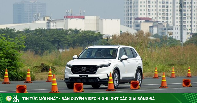 Giá xe Honda CR-V mới nhất tháng 8/2026
