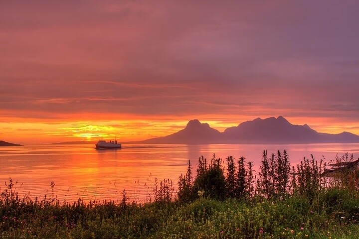 Visit Norway)