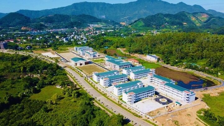 Cận cảnh 'đô thị đại học' của ĐH Quốc gia Hà Nội trước ngày đón 17.000 sinh viên - 8