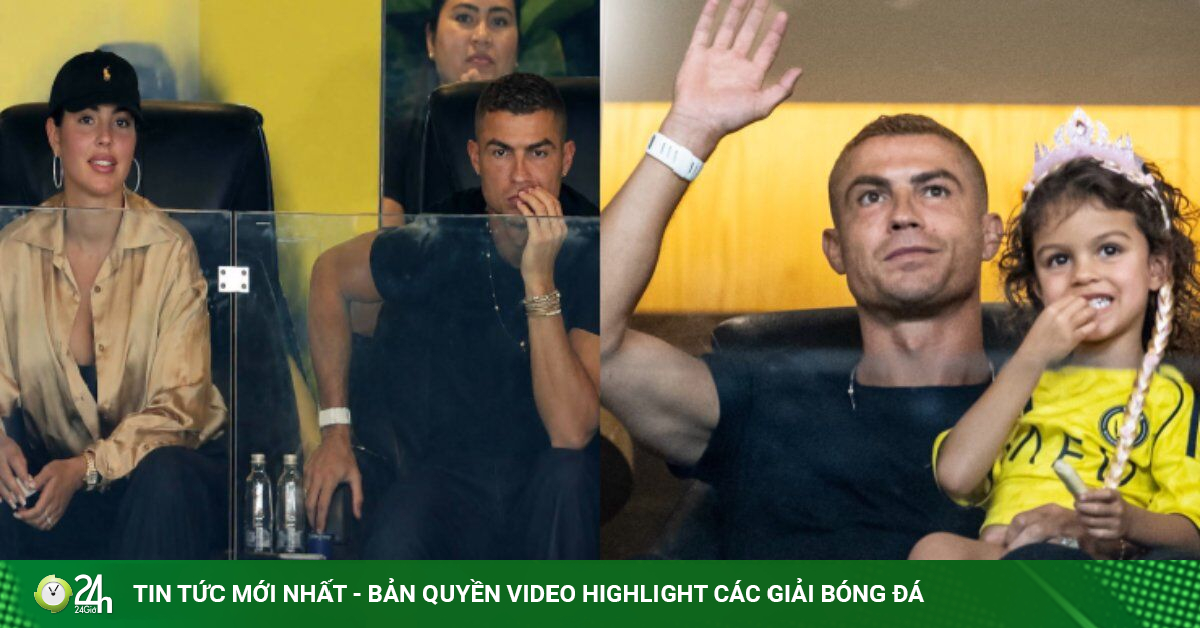 Ronaldo không đá vẫn gây sốt: Sắm vai người chồng mẫu mực, gặp Hoàng tử Saudi Arabia