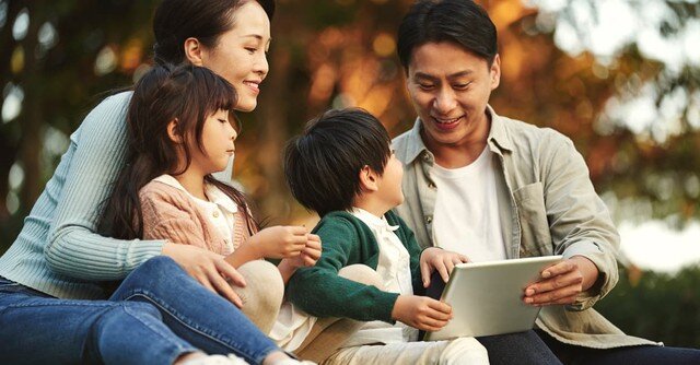 Giáo dục giới tính đúng đắn không chỉ giúp xử lý những vấn đề cơ bản của tuổi dậy thì mà còn giúp trẻ hiểu được sự phát triển trong cơ thể của mình. Ảnh minh họa