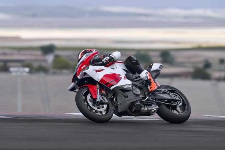 Yamaha YZF-R9 tại Malaysia có thể vượt 60.000 RM