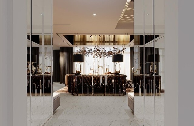 Trước đó, căn penthouse này từng được xem là niềm tự hào của Ngân 98 và Lương Bằng Quang. Theo Phụ nữ Mới, cặp đôi nhiều lần khoe không gian sống với nội thất sang trọng, phòng thu âm, khu vực livestream, phòng thay đồ cùng nhiều góc được thiết kế theo đúng sở thích của cả hai. Hầu như mọi cột mốc quan trọng trong cuộc sống và công việc của Ngân 98 đều gắn với căn nhà này. 