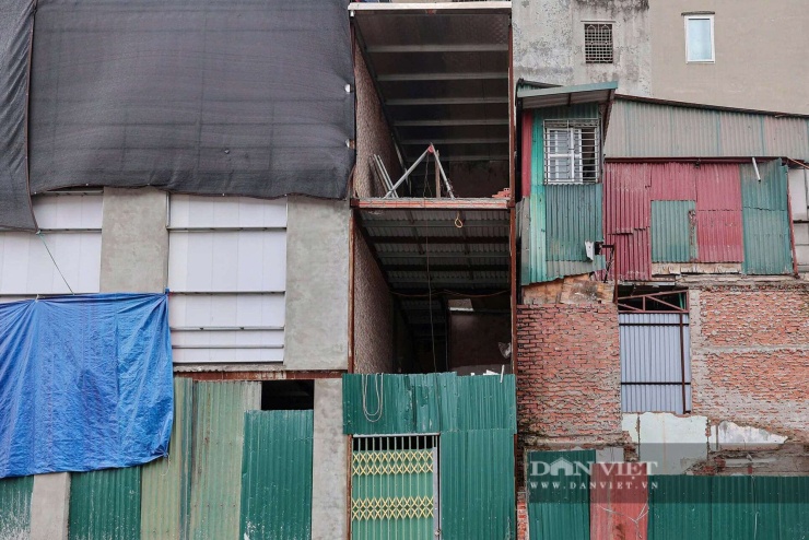 Mục sở thị khu đất rộng 6.800m2 kẹp giữa La Thành và Vành đai 1 chuẩn bị thành vườn hoa, bãi đỗ xe