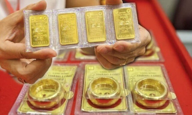 Giá vàng miếng SJC được niêm yết ở mức 141,8-144,8 triệu đồng/lượng.