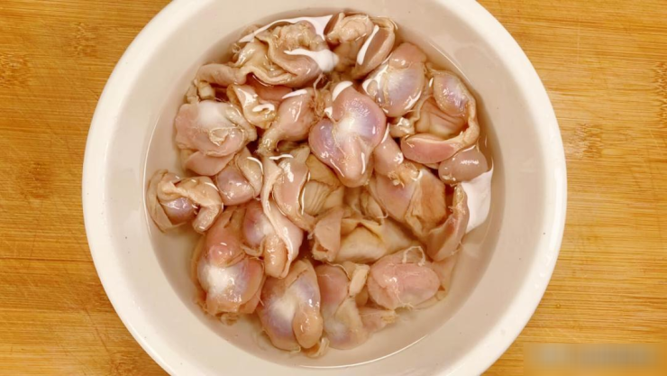 Bộ phận dai giòn, hấp dẫn, giá rẻ, xào nhanh với loại rau kháng viêm, ngọt ngon này thành món thơm phức - 2