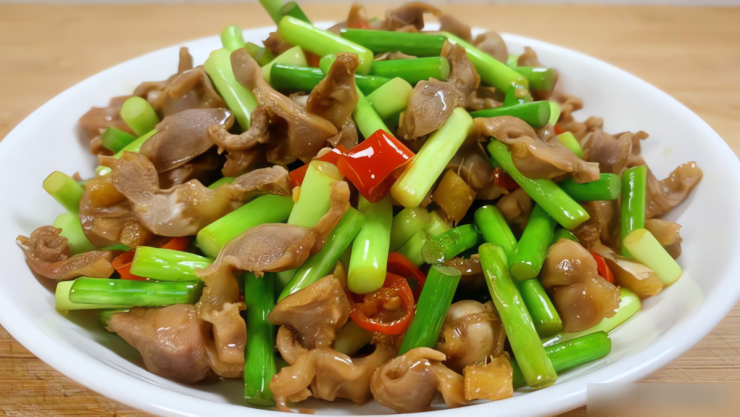 Bộ phận dai giòn, hấp dẫn, giá rẻ, xào nhanh với loại rau kháng viêm, ngọt ngon này thành món thơm phức - 6