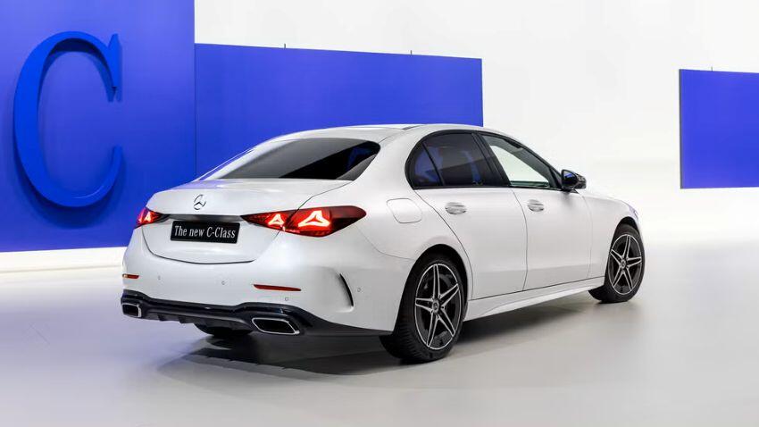 Ra mắt Mercedes-Benz C-Class bản nâng cấp - 3