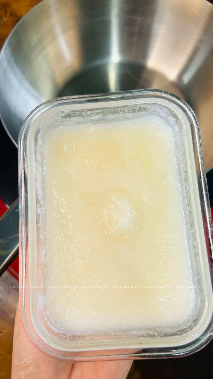 Dùng mỡ lợn xào rau