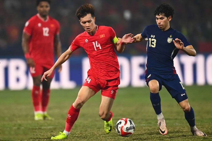 Siêu kinh điển ở "chảo lửa" Rajamangala (Chung kết AFF Cup) - 2