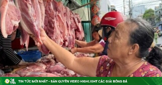Giá heo hơi giảm xuống đáy, nhưng giá thịt heo ở chợ truyền thống gần như đứng yên
