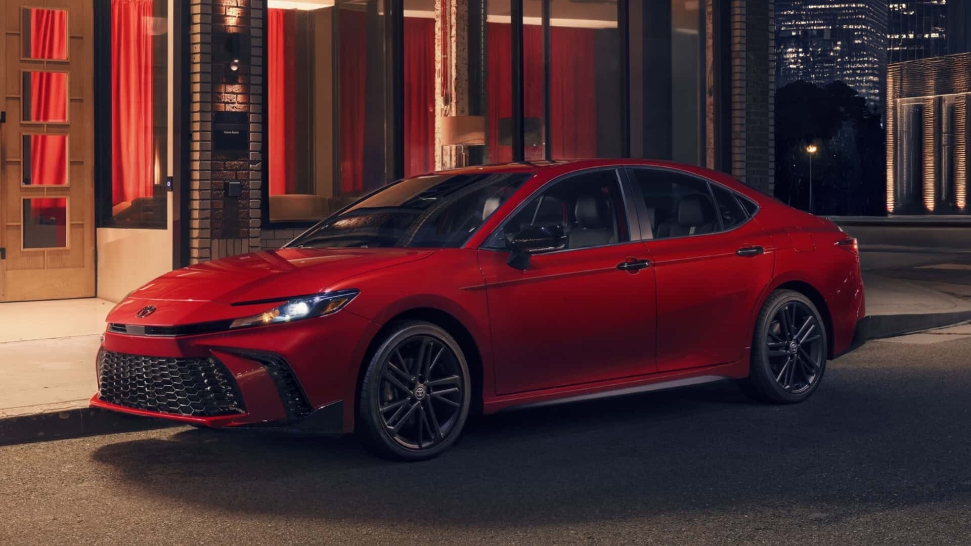 Toyota Camry triệu hồi hơn 500.000 xe vì lỗi màn hình - 1