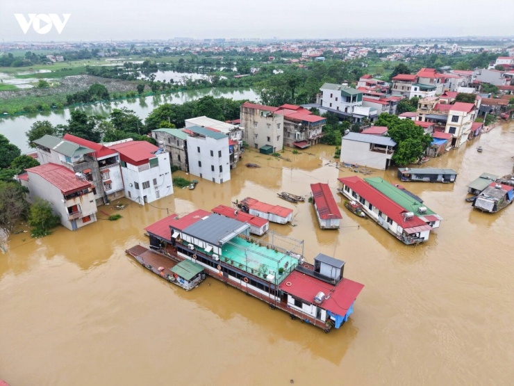 Với phương châm chủ động phòng ngừa, ứng phó kịp thời, bảo đảm an toàn tính mạng và tài sản của Nhân dân, phường Vân Hà đang tập trung lực lượng, phương tiện và nguồn lực để ứng phó với bão số 4, mưa lớn và nguy cơ lũ trên sông Cầu, bảo đảm an toàn cho người dân và các công trình trên địa bàn.