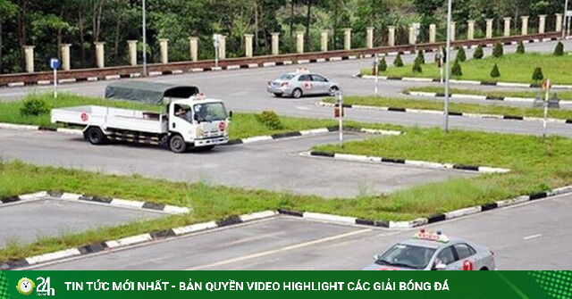 Từ 3/2027, thi bằng lái ô tô có thêm bài vượt xe, chuyển làn và trả làn