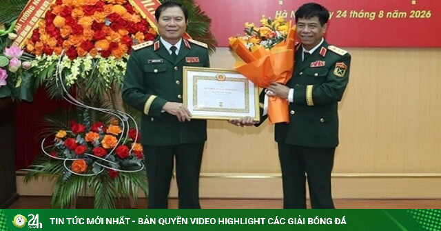 3 Thượng tướng Quân đội nhận Huy hiệu cao quý của Đảng