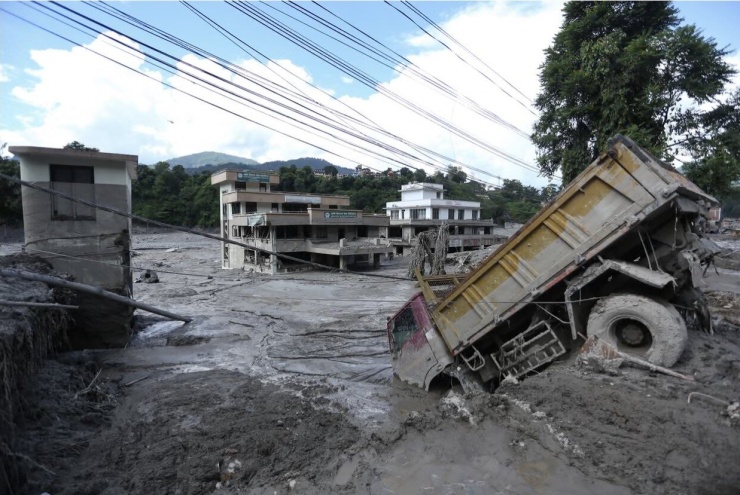 Cửa khẩu biên giới Nepal - Trung Quốc ‘biến mất’ sau lũ quét tàn khốc