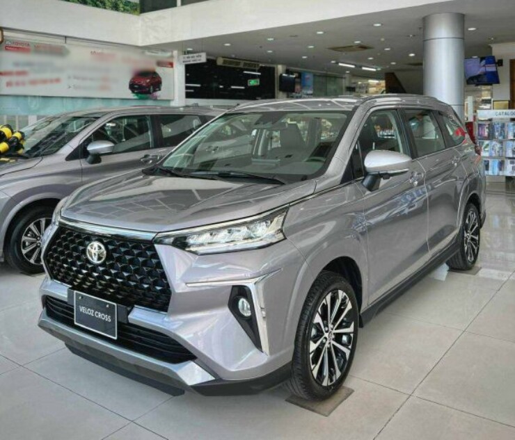 Cần mua MPV gia đình, nên chọn Honda BR-V hay Toyota Veloz Cross?