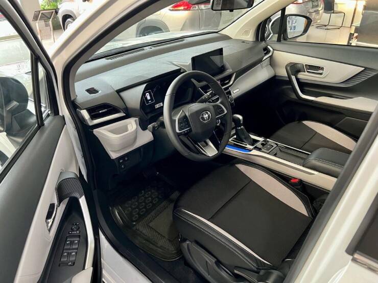 Cần mua MPV gia đình, nên chọn Honda BR-V hay Toyota Veloz Cross?