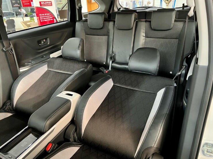 Cần mua MPV gia đình, nên chọn Honda BR-V hay Toyota Veloz Cross?